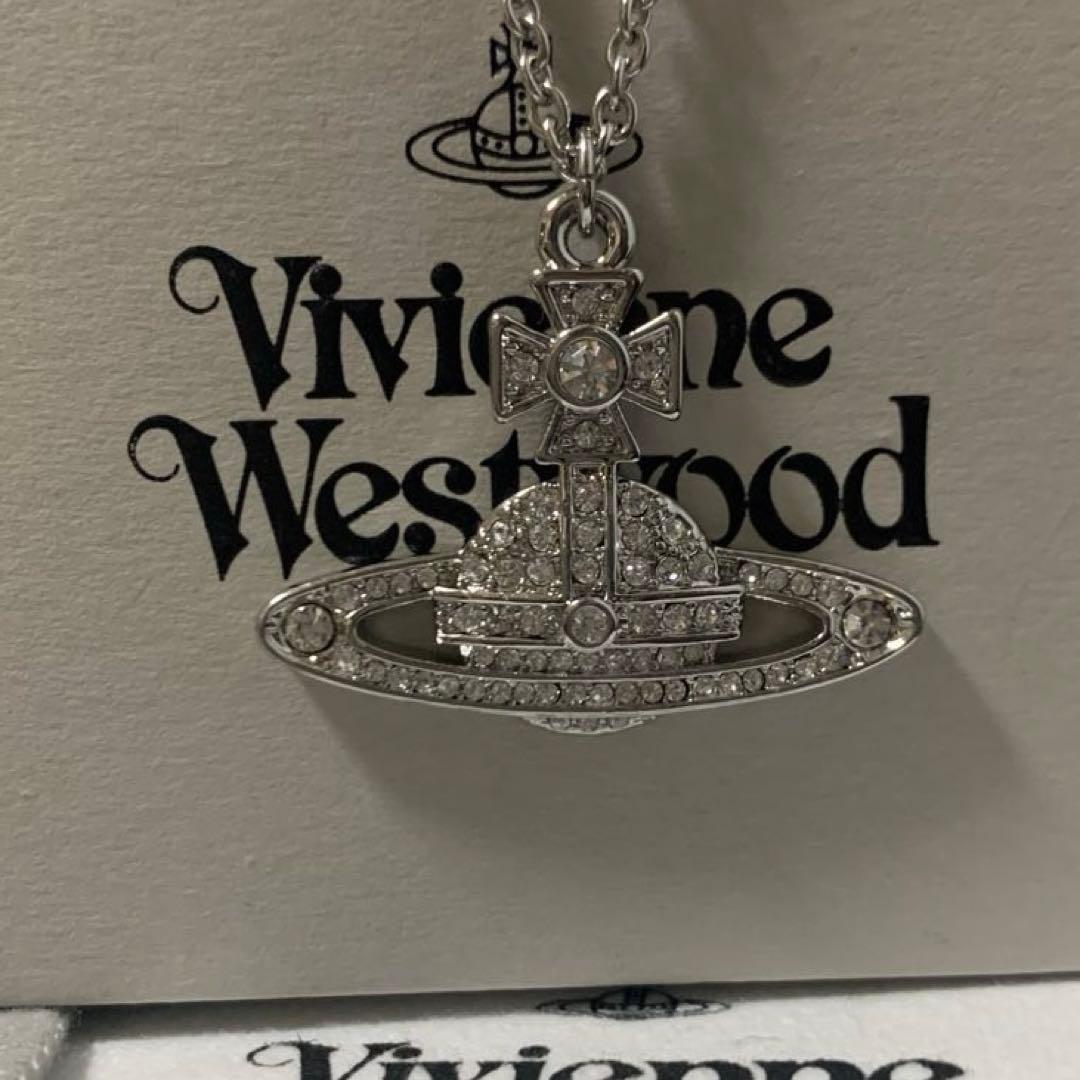 Vivienne Westwood KIKA オーブペンダント ネックレス