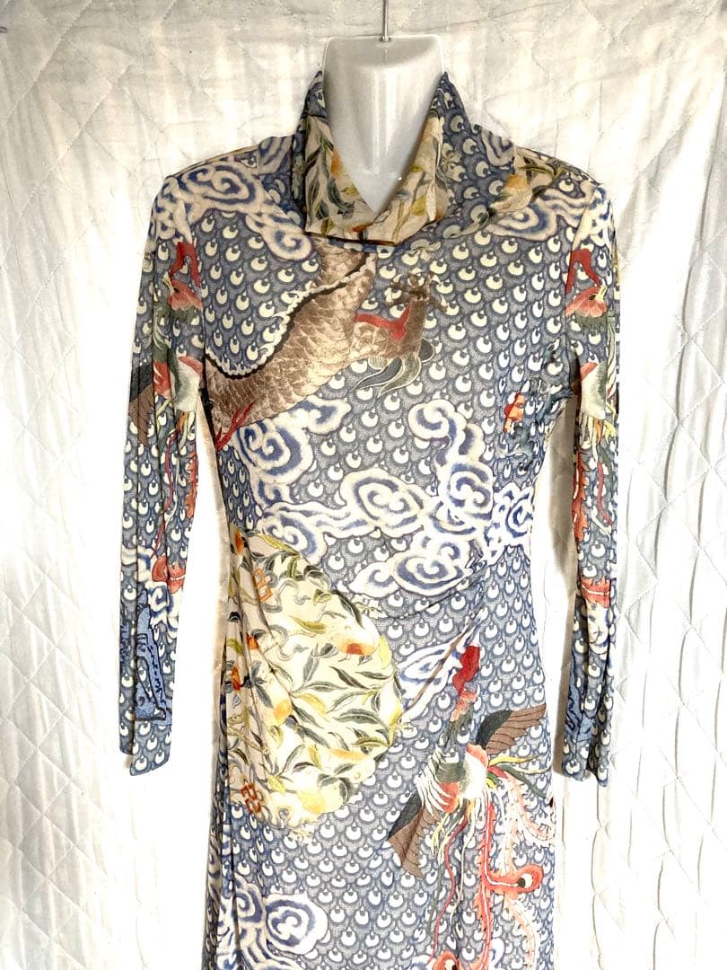 2回着　VIVIENNETAM ヴィヴィアンタム　龍.鳳凰.桃.雲海柄ワンピース