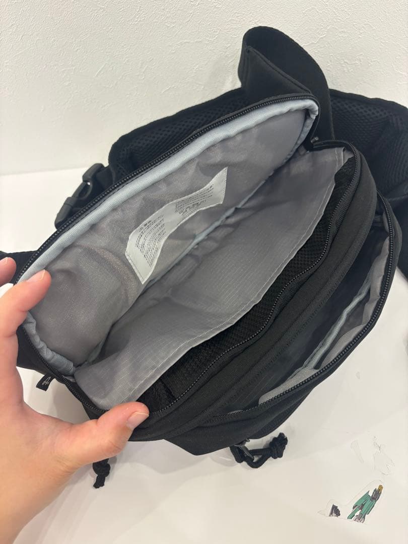 【美品】POMULU ブラック ヒップシート ベビー 旧型