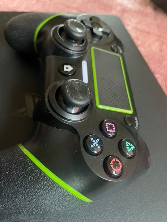 PS4andコントローラー