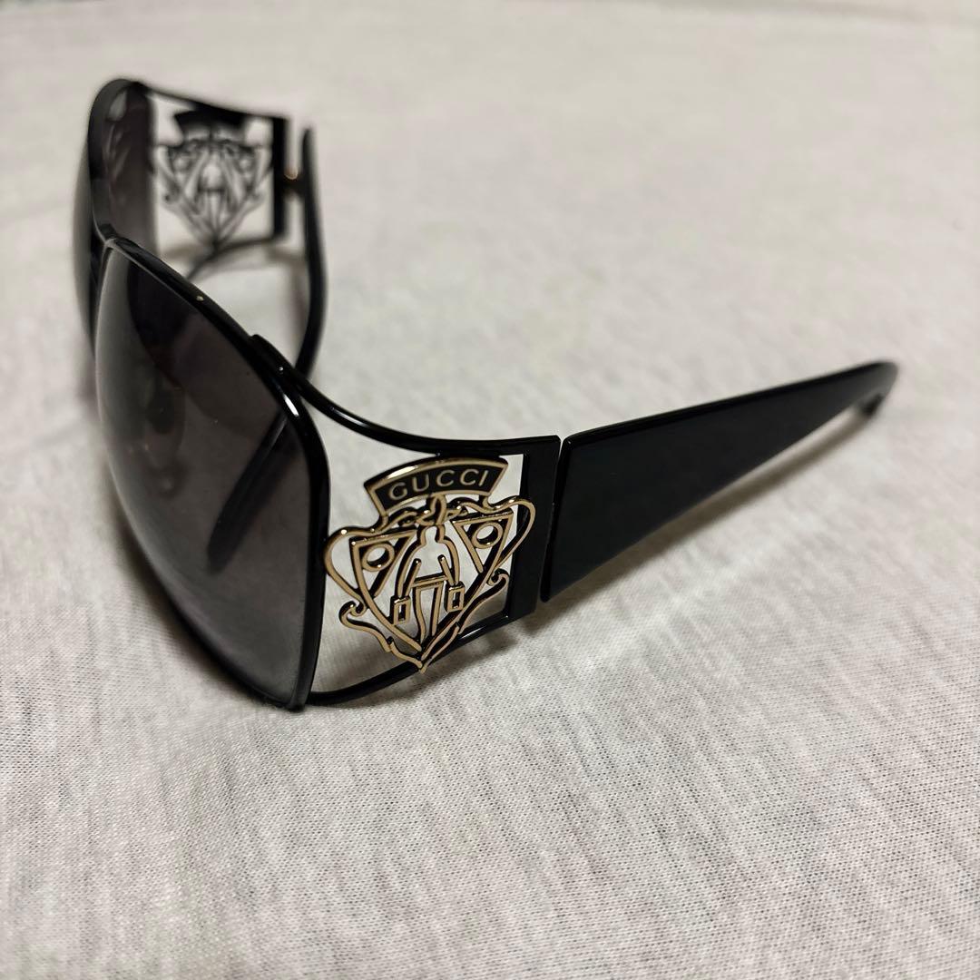 GUCCI グッチ ブラック サングラス