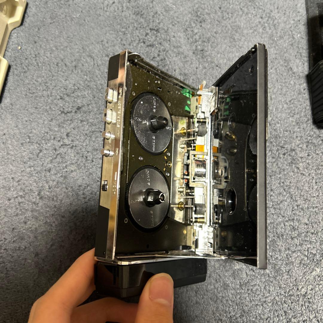 ツ*し様 期間限定オークション！SONY WALKMAN ラジオ視聴確認済！！