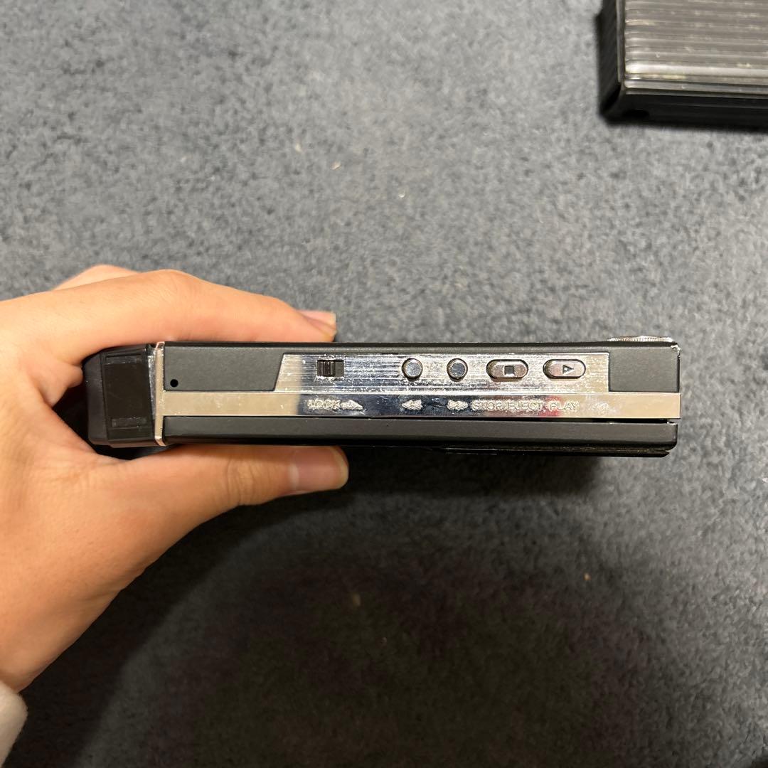 ツ*し様 期間限定オークション！SONY WALKMAN ラジオ視聴確認済！！