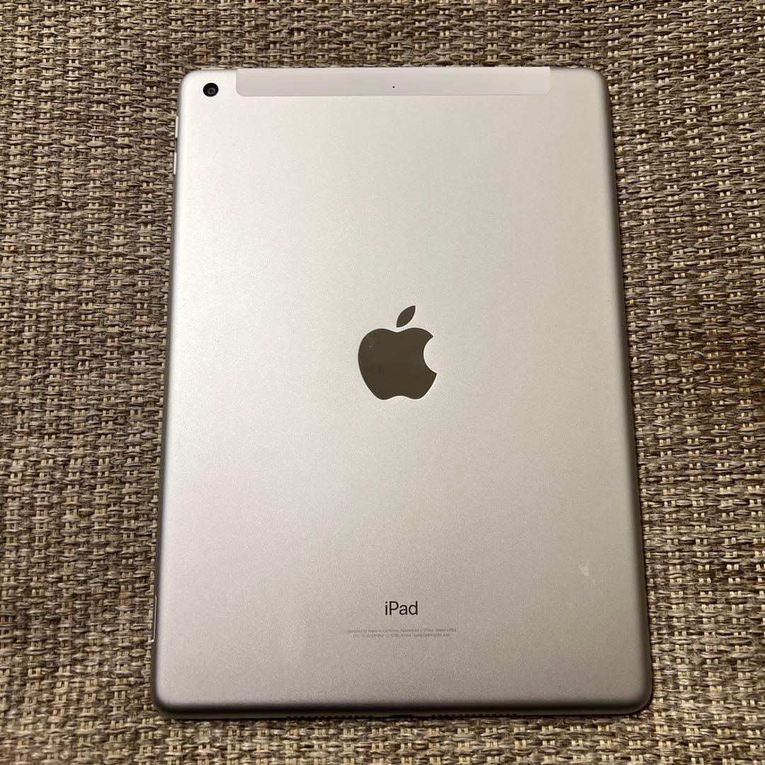 Apple iPad MR6P2J/A 第6世代9.7インチ シルバー 32GB