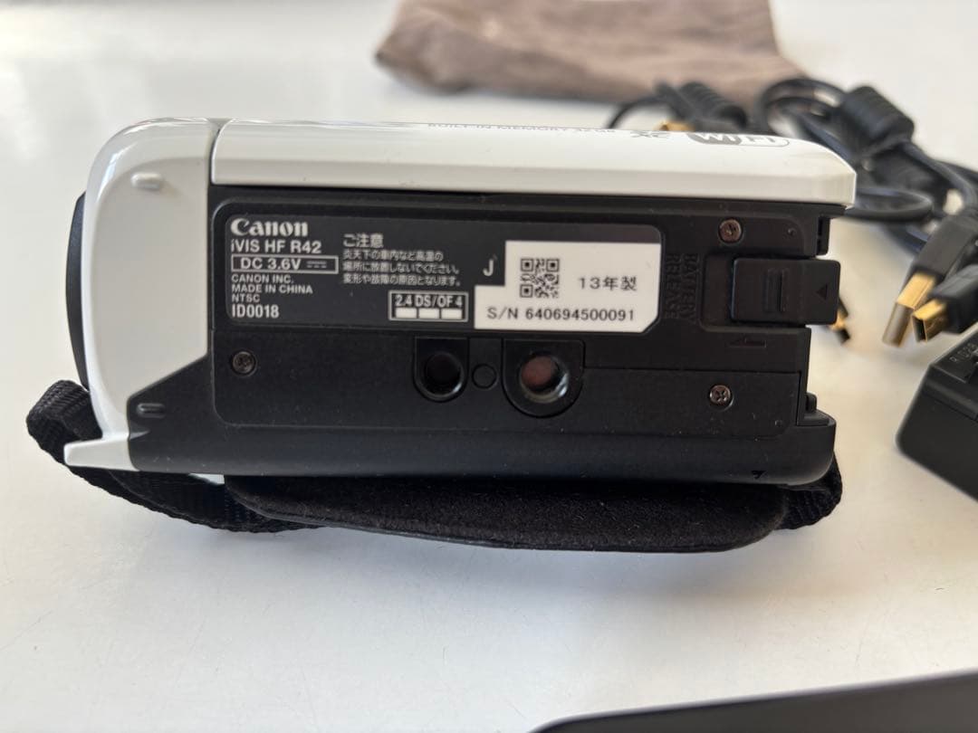Canon iVIS HF R42 ビデオカメラ 卒業式　運動会　発表会