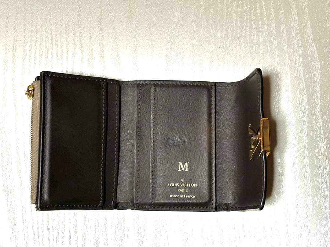 Louis Vuitton グレー 三つ折り財布