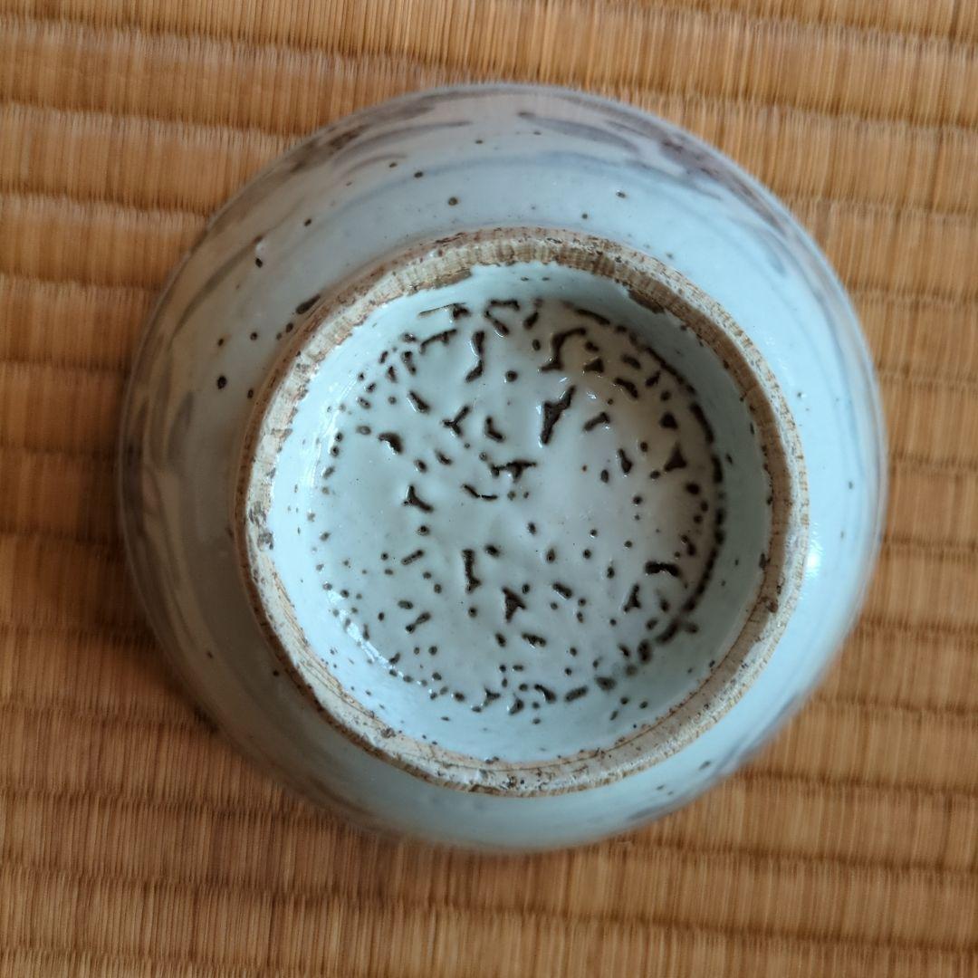 青い花模様の陶器ボウル　古美術　骨董品