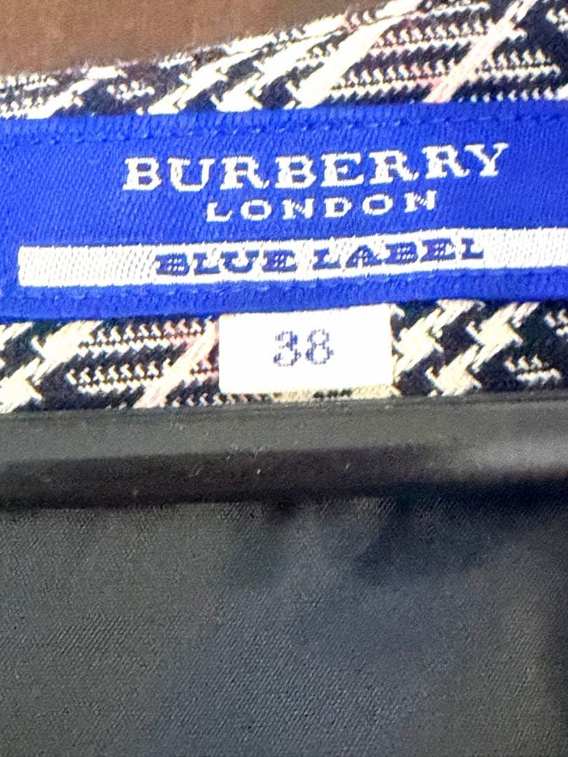 【新品タグ付き】 BURBERRY チェック半袖ひざ丈ワンピース 38