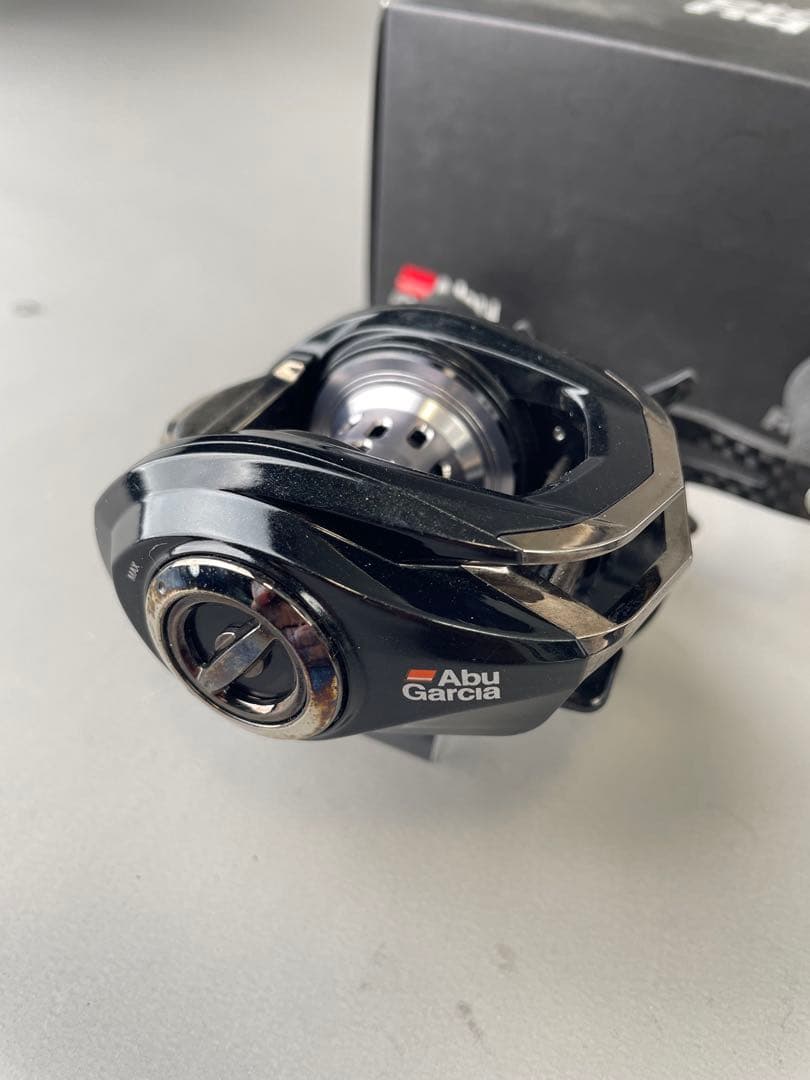 abu SLC IB8 レフトハンドル アブ ガルシア 美品 revo