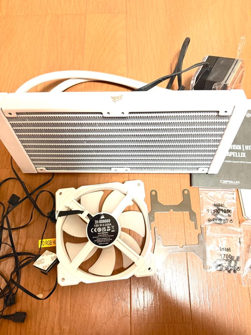 iCUE H100i ELITE CAPELLIX 水冷CPUクーラー