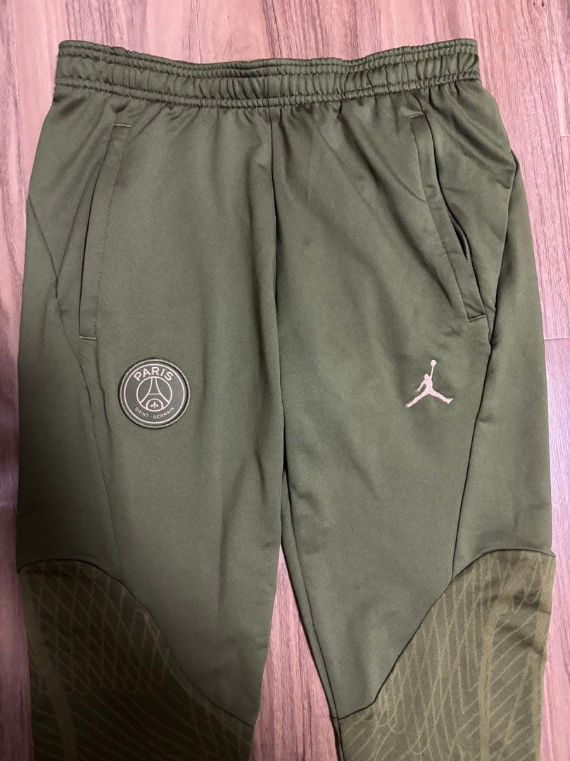 NIKE JORDAN x PSG パンツ