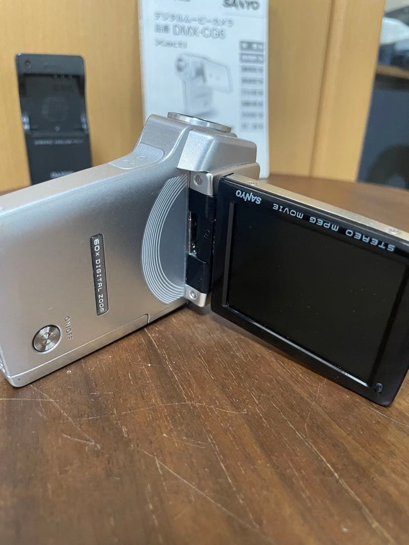 SANYO　Xacti　DMX-CG6型　 デジタルムービーカメラ