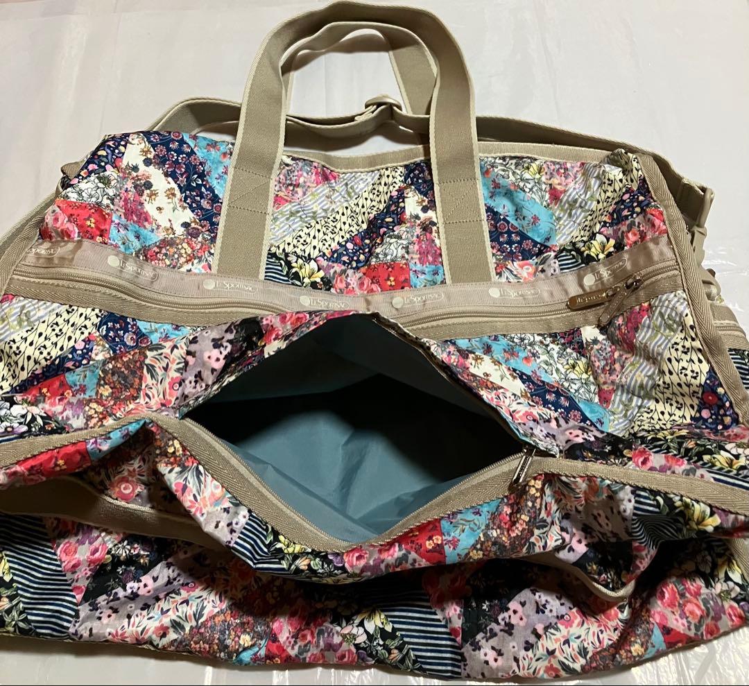 超美品　LeSportsac メモリーフローラルキルト　大型　ボストン