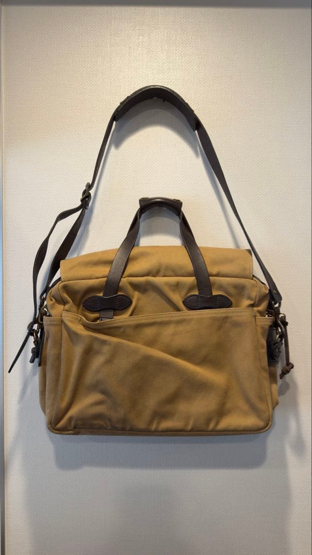 FILSON ショルダーバッグ ベージュ