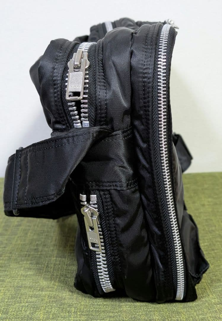 【極美品】【希少】PORTER 2層式 タンカー ショルダーバッグ ブラック