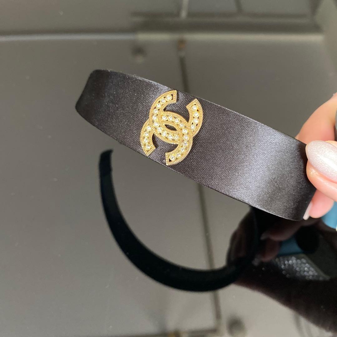 CHANEL ノベルティ カチューシャ