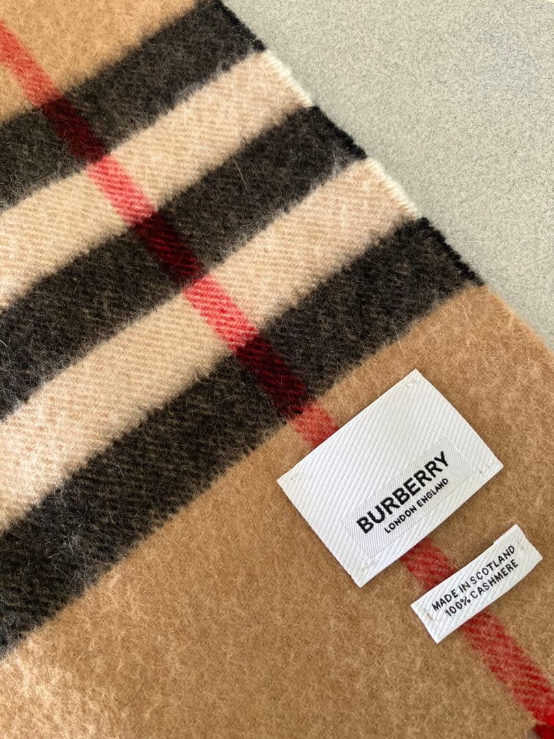 【Burberry】カシミヤ100% マフラー　ウィメンズ　良品　ベージュ
