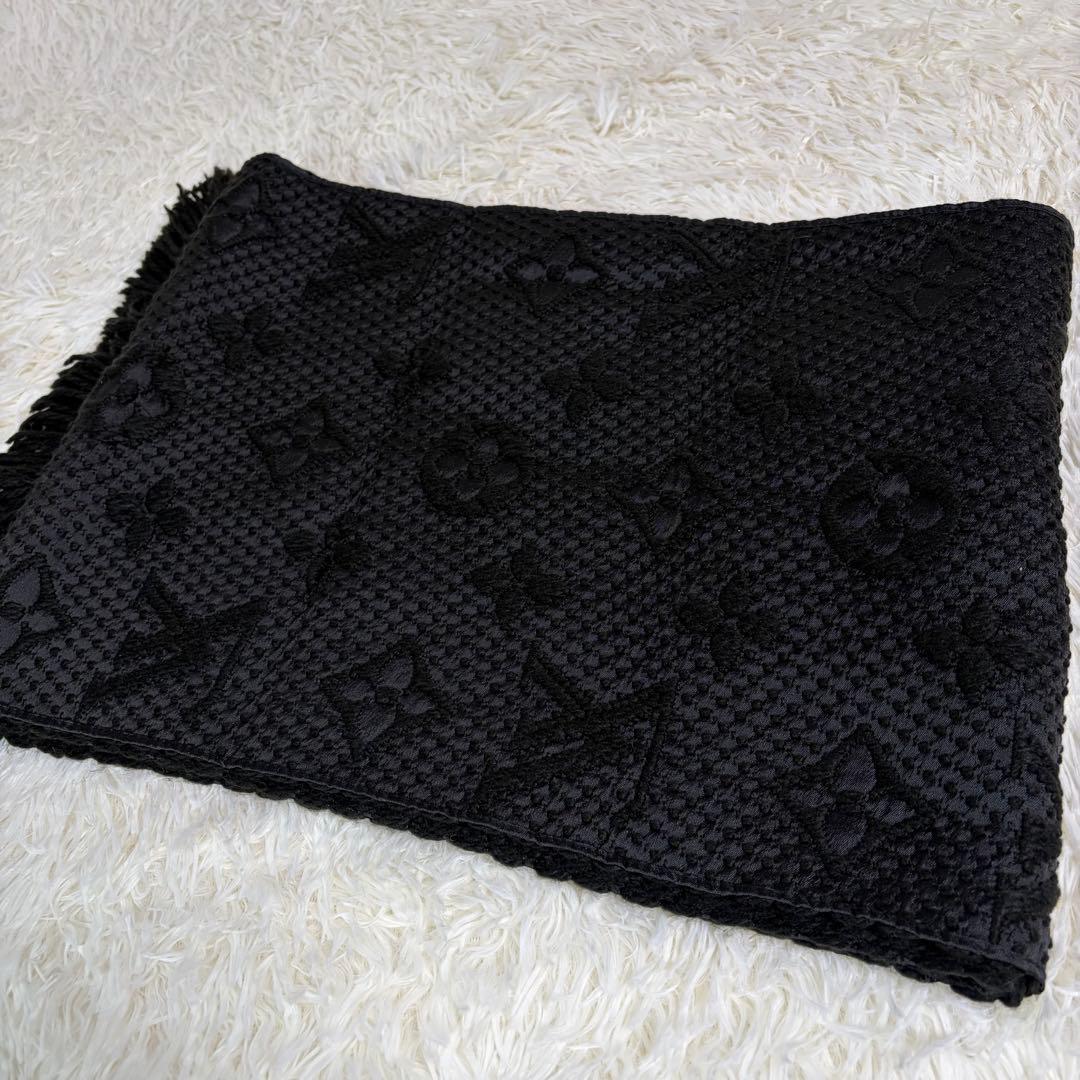 と*む様 美品✨ルイヴィトン モノグラム マフラー エシャルプ ロゴマニブラック