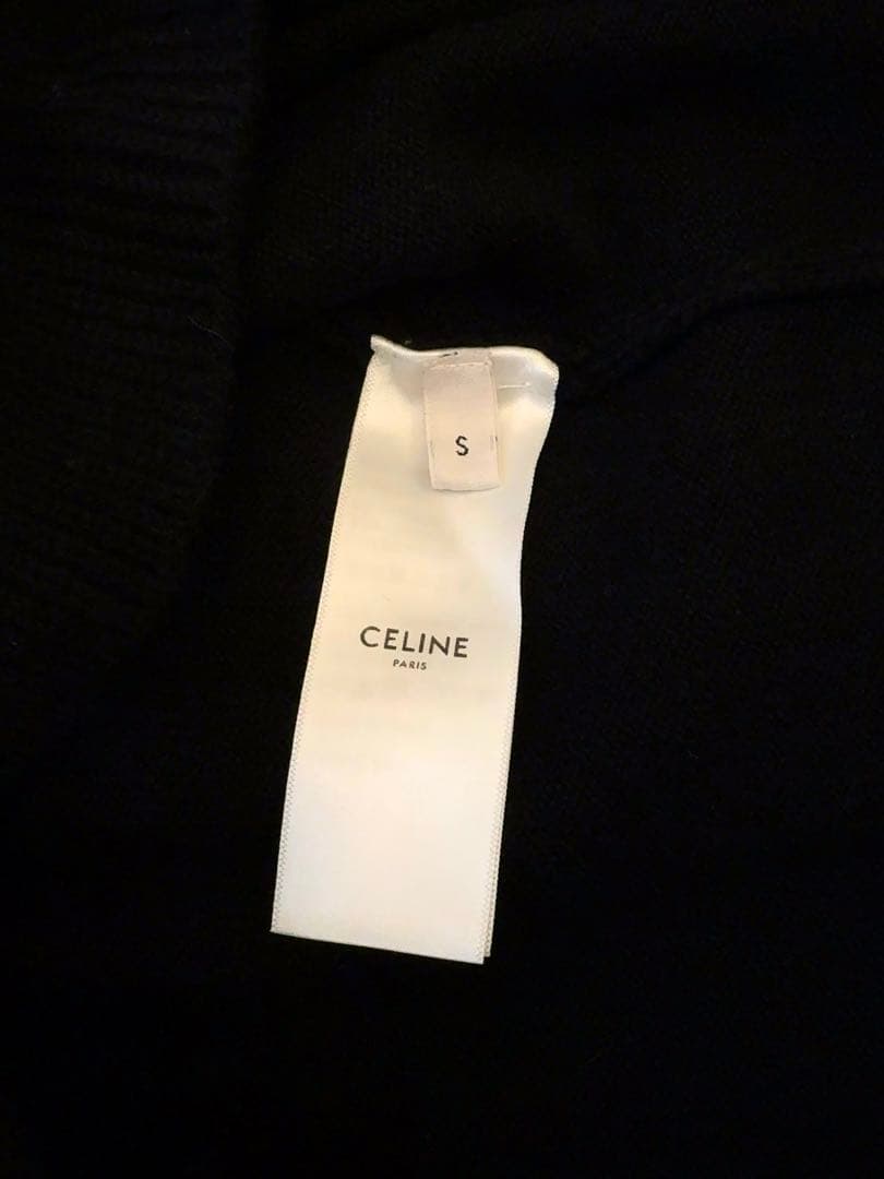 【取り置き〜2/22】CELINE ブラック×ゴールド金具 カシミアカーディガン