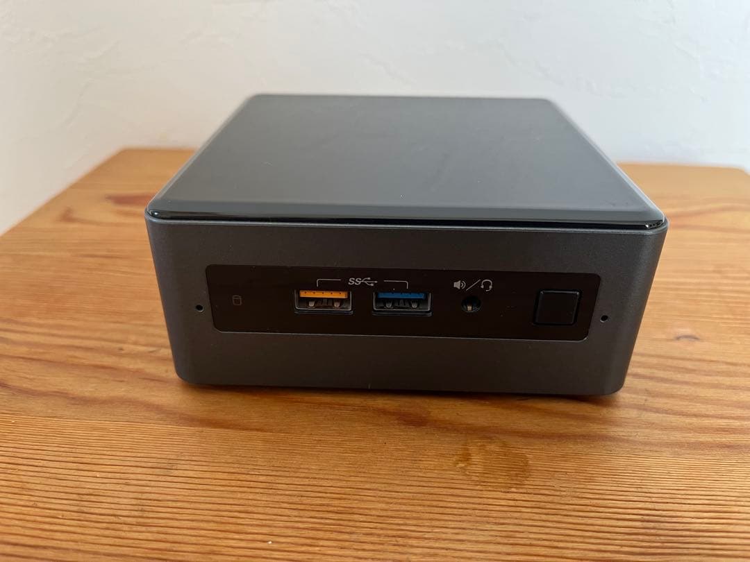 Intel NUC NUC7JY ミニPC