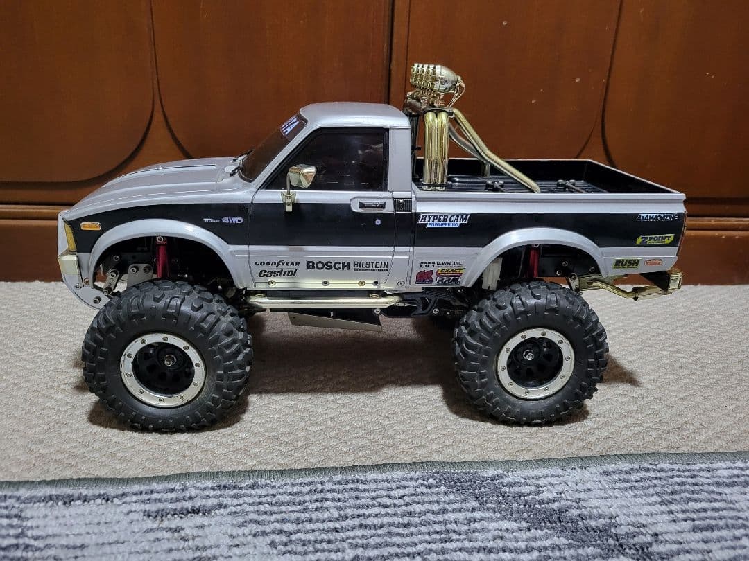 ゆ*う様 タミヤRCカー1/10トヨタハイラックスハイリフトMFC-02フルオペ