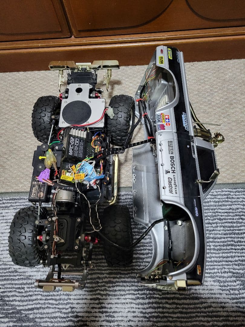 ゆ*う様 タミヤRCカー1/10トヨタハイラックスハイリフトMFC-02フルオペ