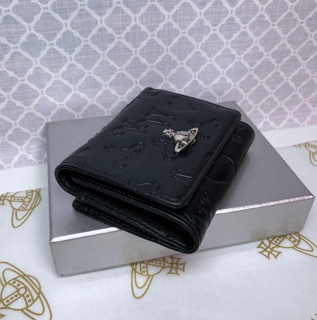 【新作✩内柄も素敵】Vivienne Westwood 三折財布 マットブラック