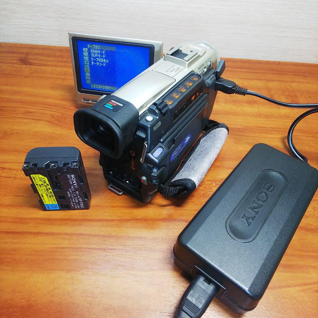 ビデオカメラ SONY Mini DV Handycam DCR-TRV10