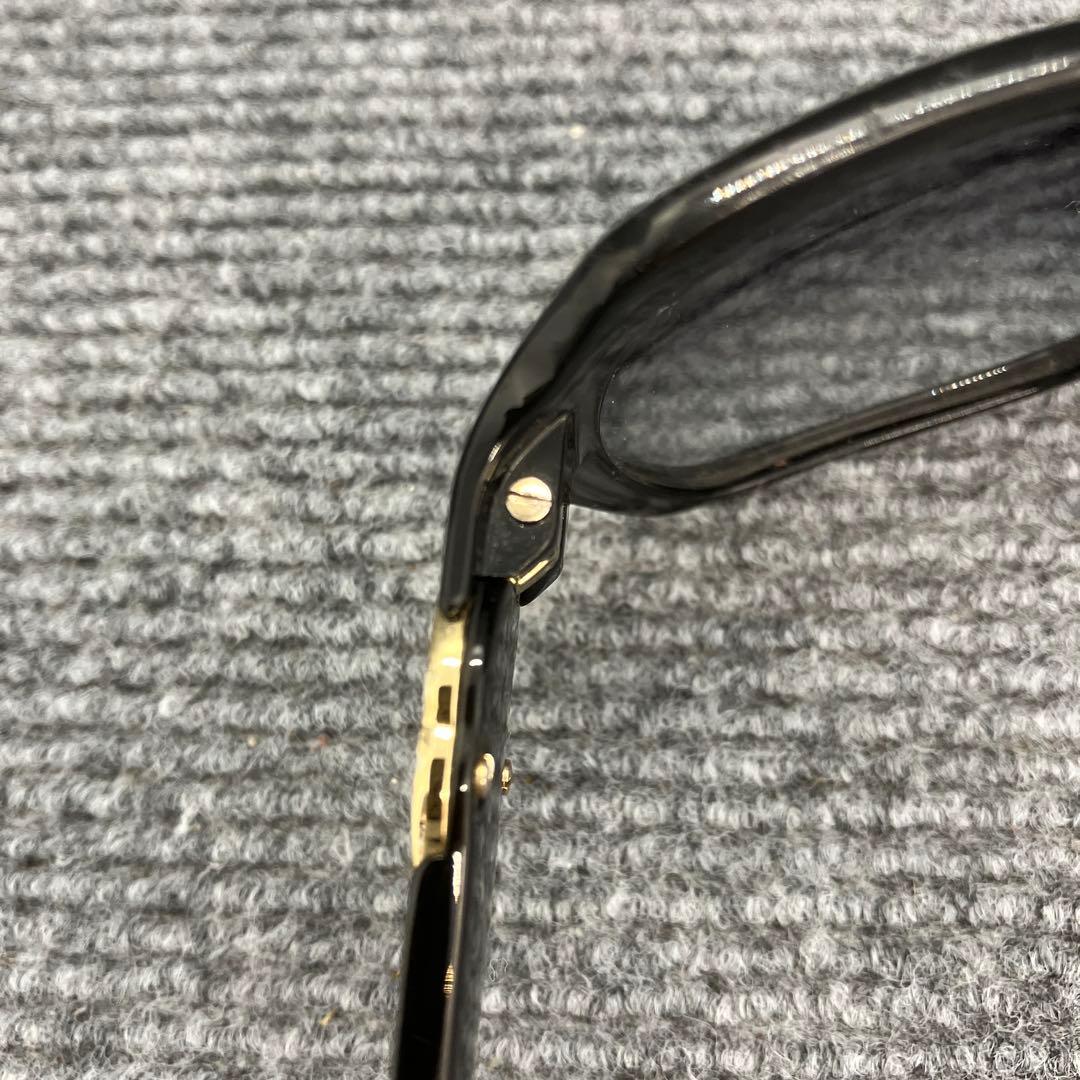 GUCCI　グッチ　サングラス　D28JJ　3988