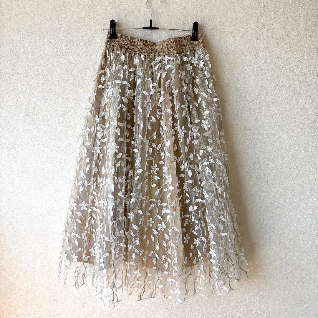 美品⭐️ダブルスタンダードクロージング Sov. リーフ刺繍チュールスカート36