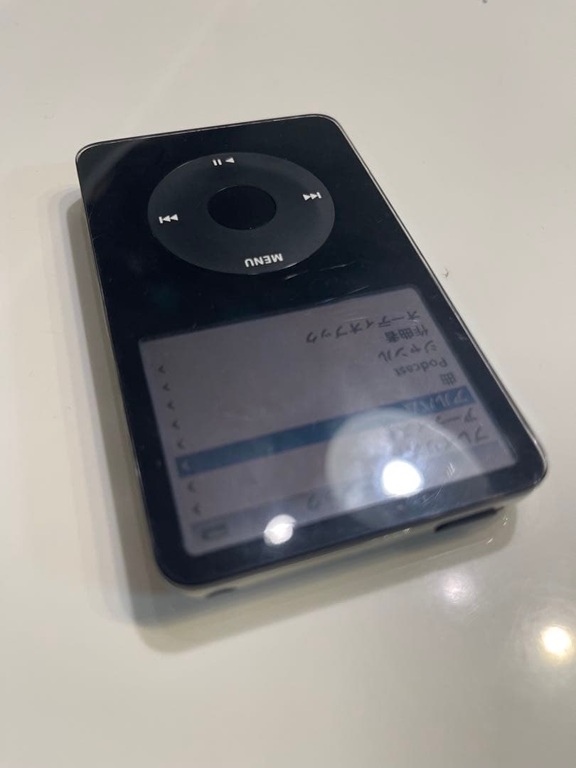 Apple　iPod 第五世代　MA146J