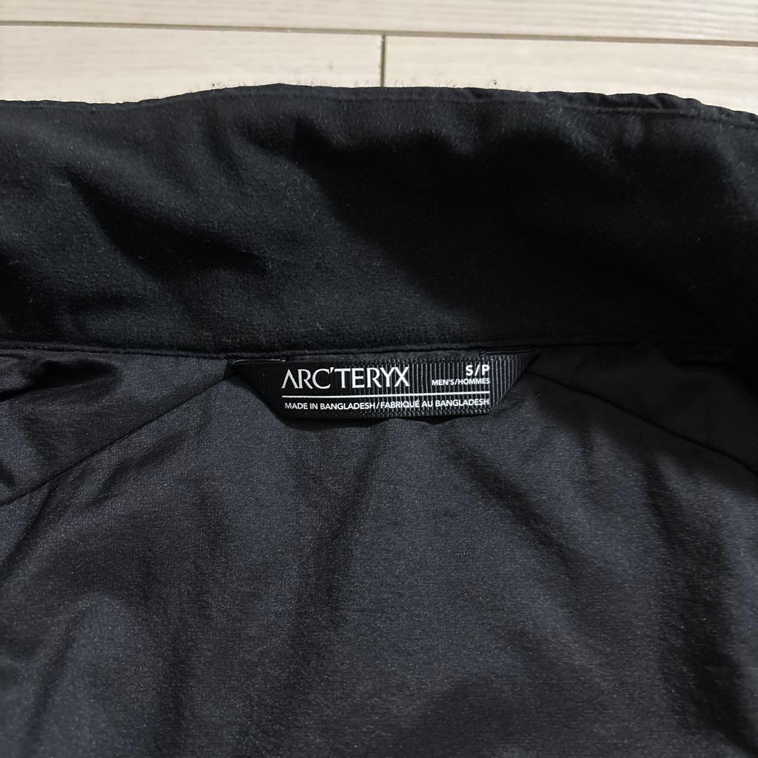 Arc’teryx アークテリクス アトム sl ベスト ロゴ刺繍