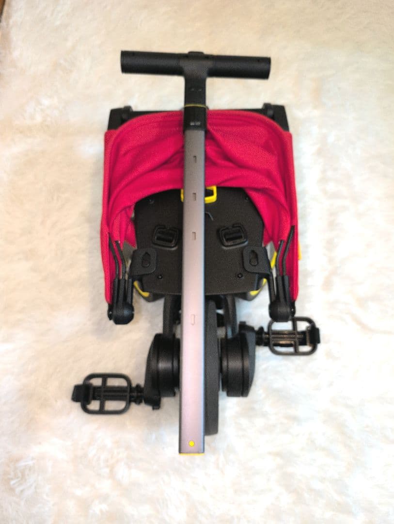 美品♪doona ドゥーナ Liki Trike 三輪車 レッド
