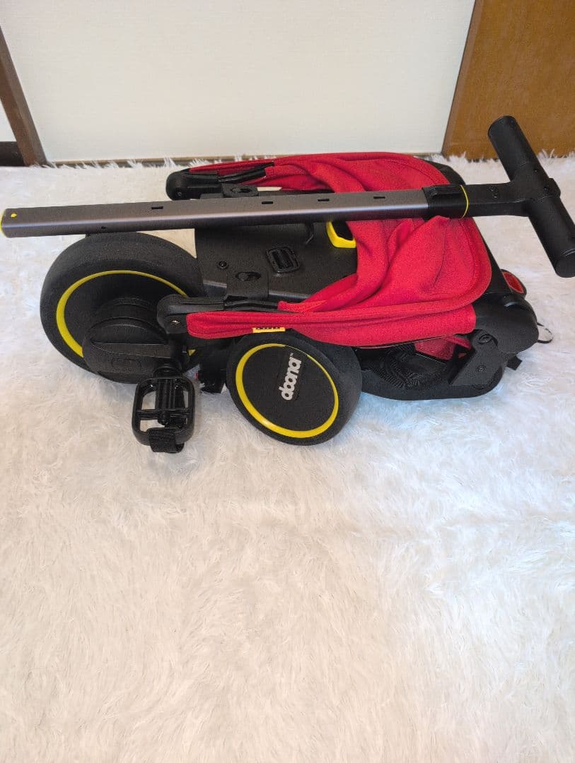 美品♪doona ドゥーナ Liki Trike 三輪車 レッド