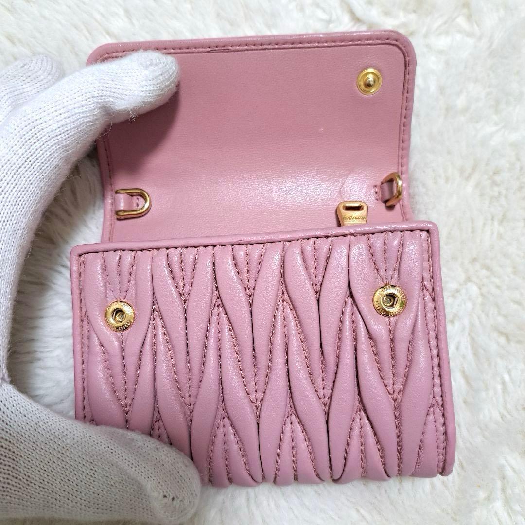✨極美品　付属品完備✨ミュウミュウ　二つ折り　チェーンウォレット　マテラッセ