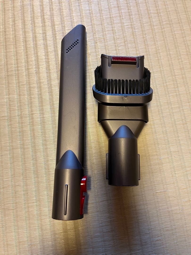 m*a様 Dyson V8 Slim Fluffy Extraダイソン　掃除機S