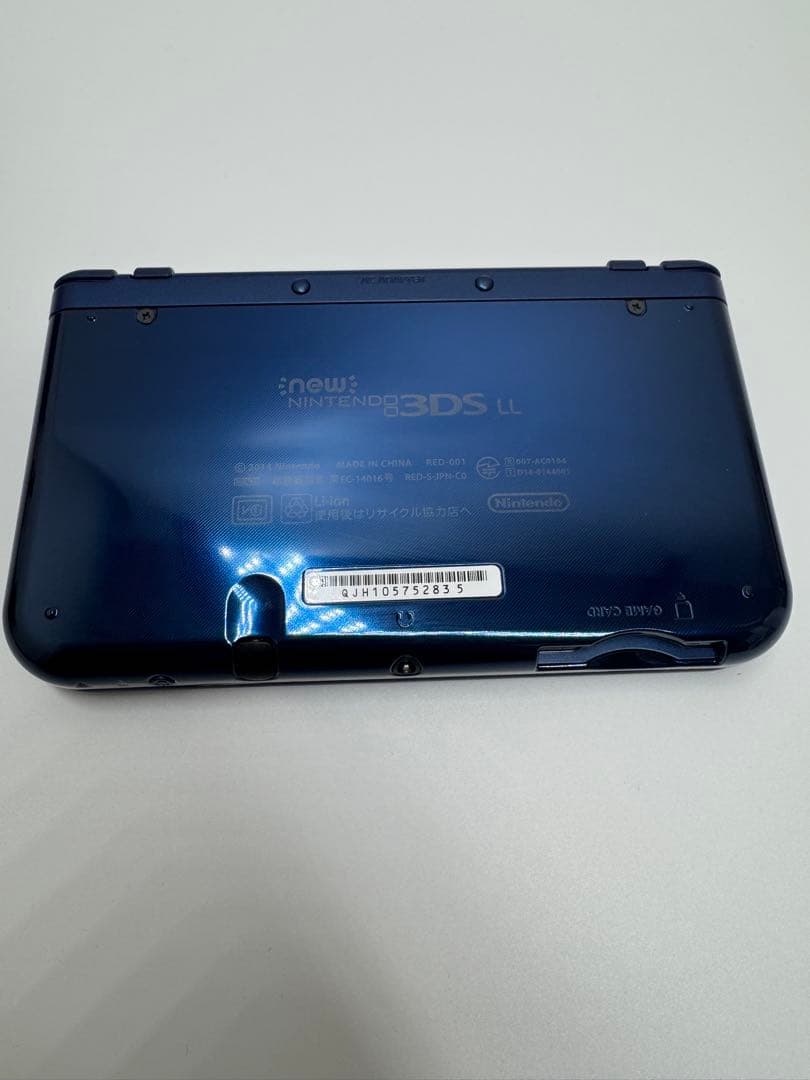 【完品・美品】Newニンテンドー3DS LL メタリックブルー