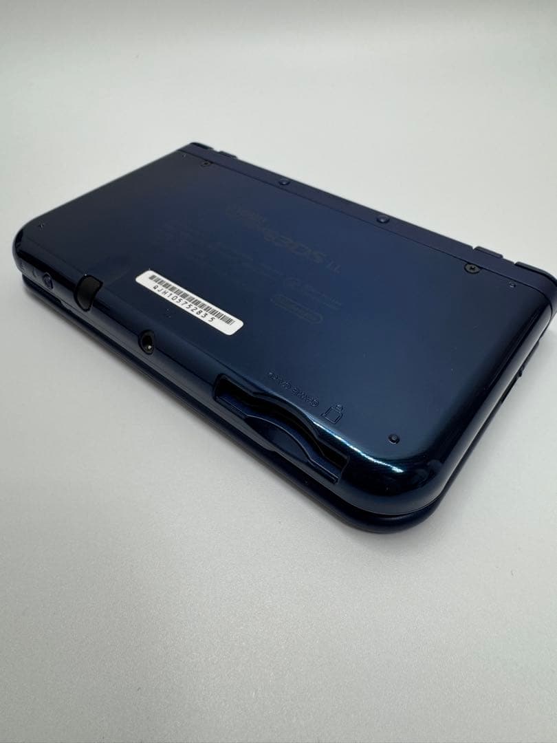 【完品・美品】Newニンテンドー3DS LL メタリックブルー