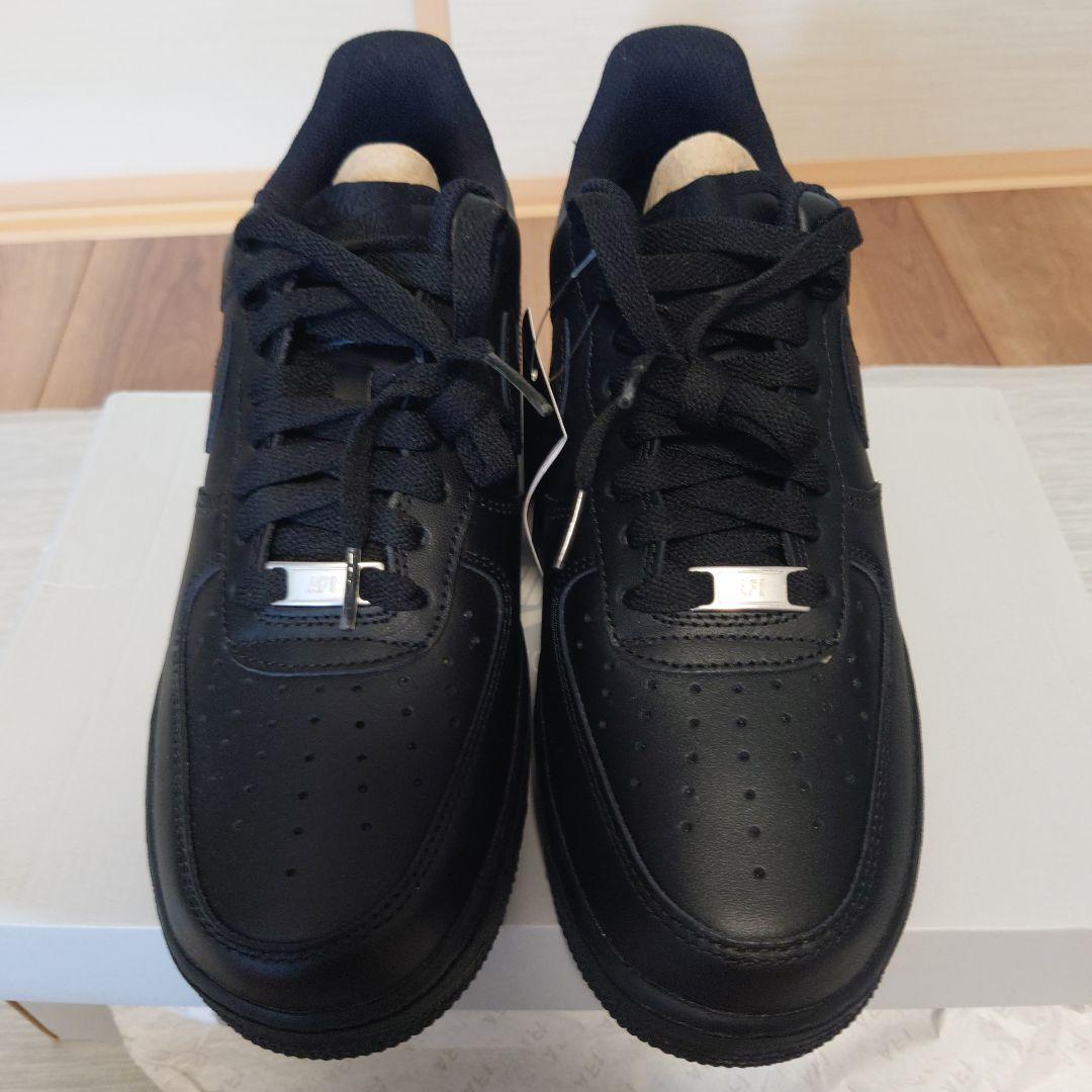 Nike Air Force 1 07 ブラック