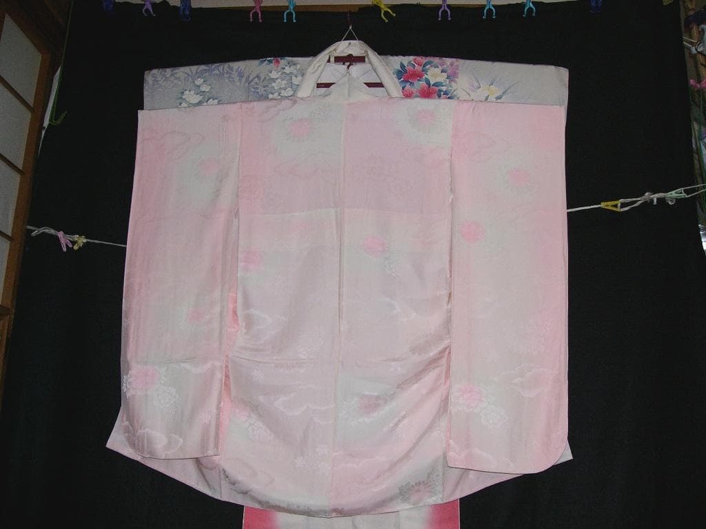 か*草様 白色元禄華柄 全絹 身丈約152㎝裄約62㎝ 未使用超美品並３点セット