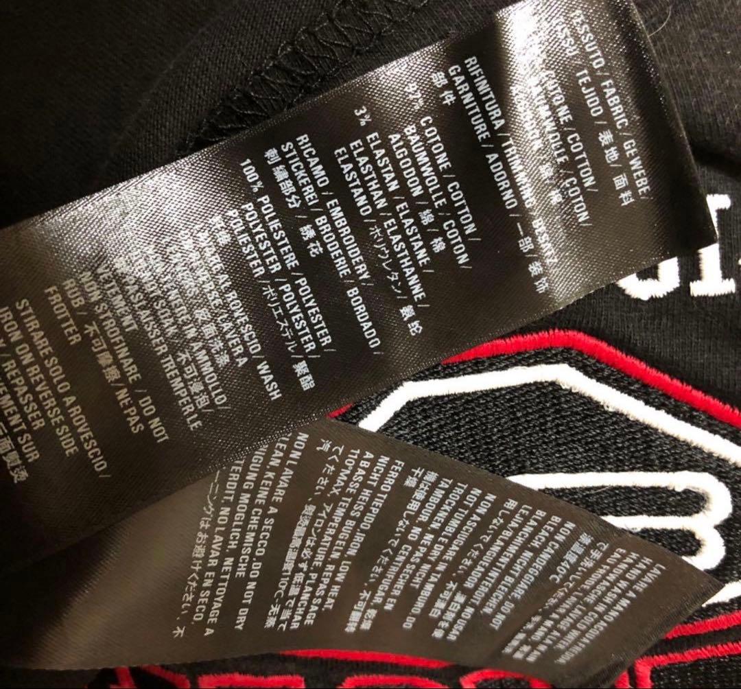 Balenciaga ブラック Tシャツ