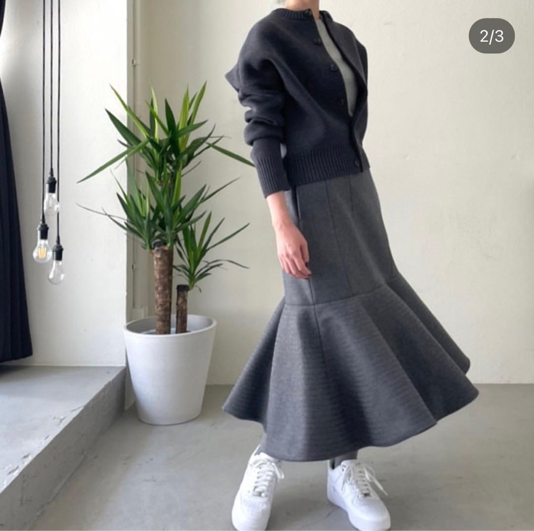 スカート she tokyo Velerie charcoal gray 34