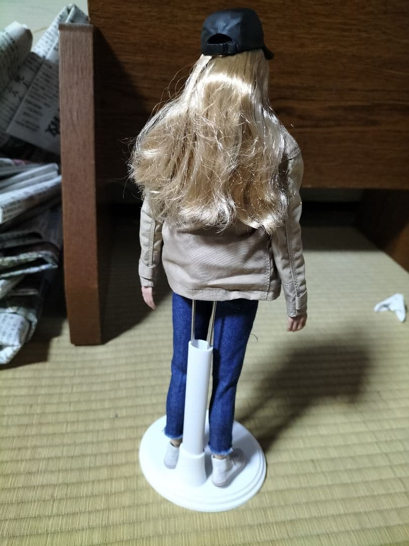 バイオハザード8　イーサンウィンターズ　1/6フィギュア