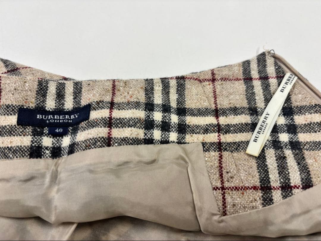 BURBERRY ⭐︎チェック柄 フレアスカート 40
