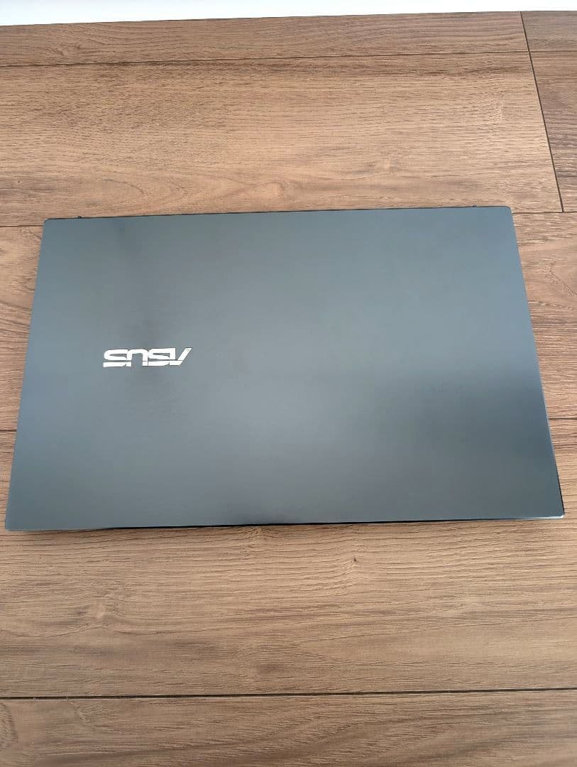 【超軽量・美品】ASUS ZenBook 14 Ryzen 7 完動品