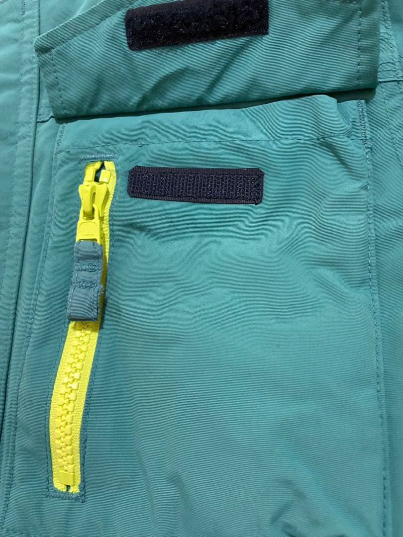 BURTON スノーボードジャケット 子ども用 エメラルドグリーン