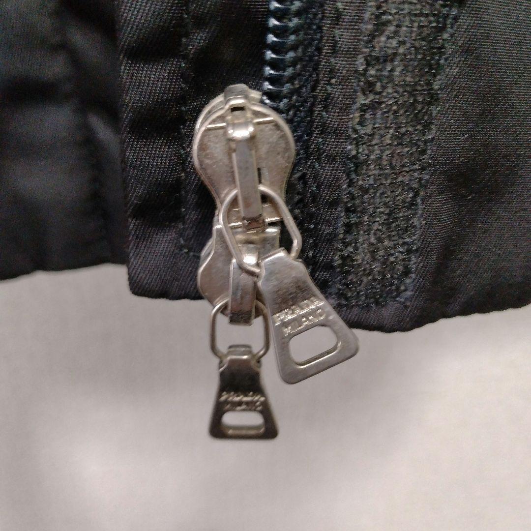 【匿名配送】希少品　PRADA　ナイロン　ミリタリージャケット　ブラック