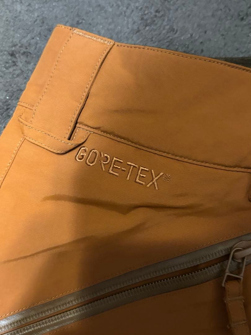 ま*ん様 GORE-TEX BURTON - バートン - スノーボードパンツ