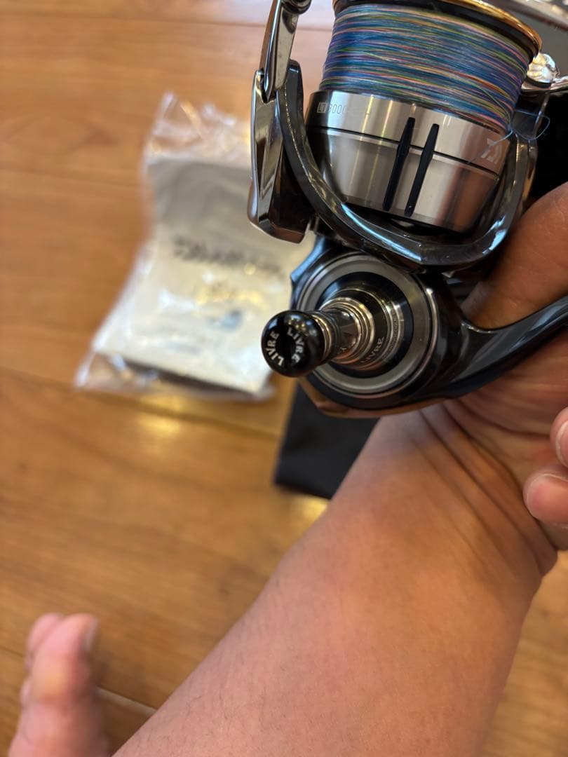 Daiwa セルテートLT3000-CXH リブレハンドル、バランサー付き