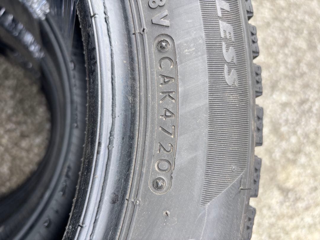 中古◯2ブリヂストンブリザックVRX2 155/65R14スタッドレス４本セット